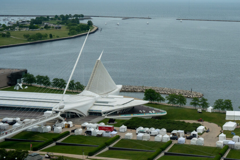 Aerial view of the Milwaukee Art Museum and lakefront during an event, photographed by TMC Marketing